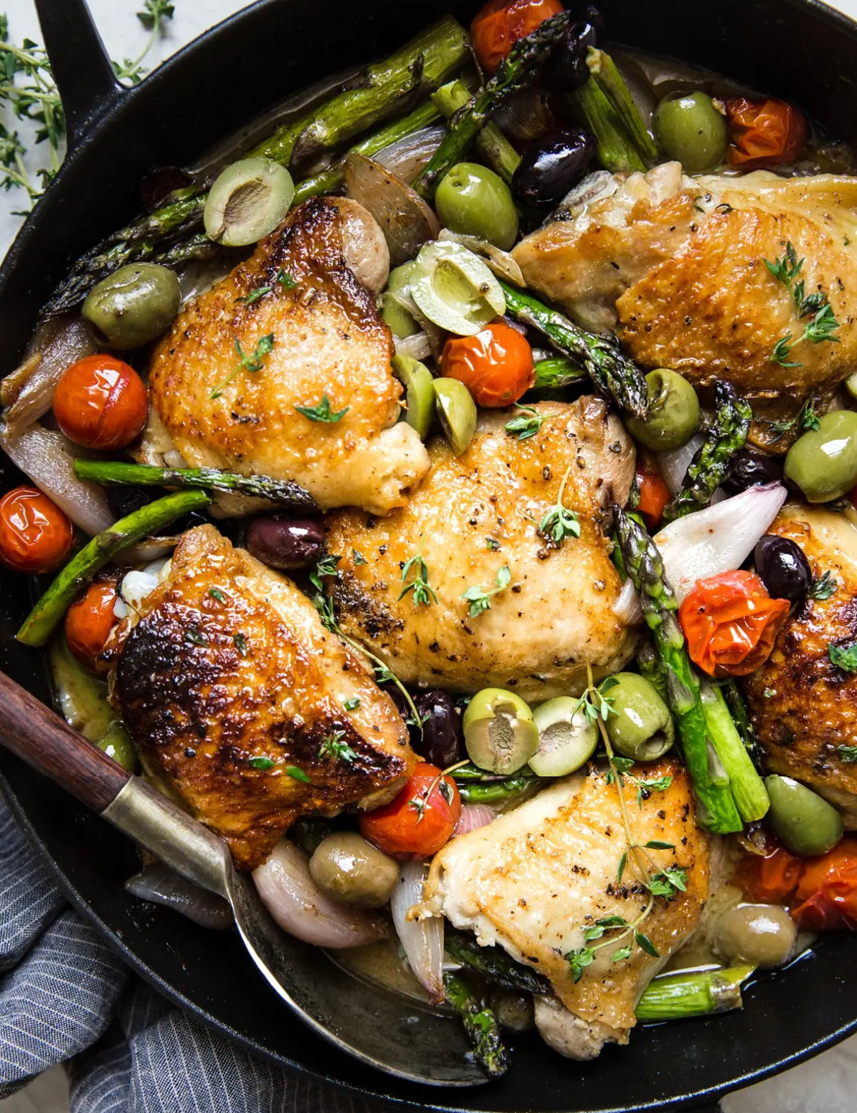 Baked Chicken Thighs With Asparagus