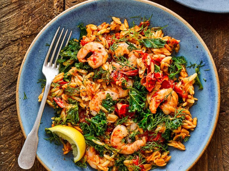 Baked Orzo with Harissa Prawns