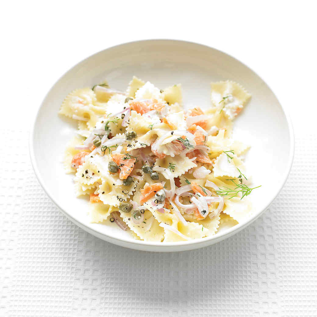 Farfalle Pasta with Smoked Salmon and Cream Cheese