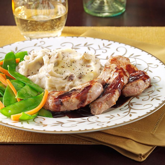 Pork Medallions with Raspberry-Balsamic Sauce