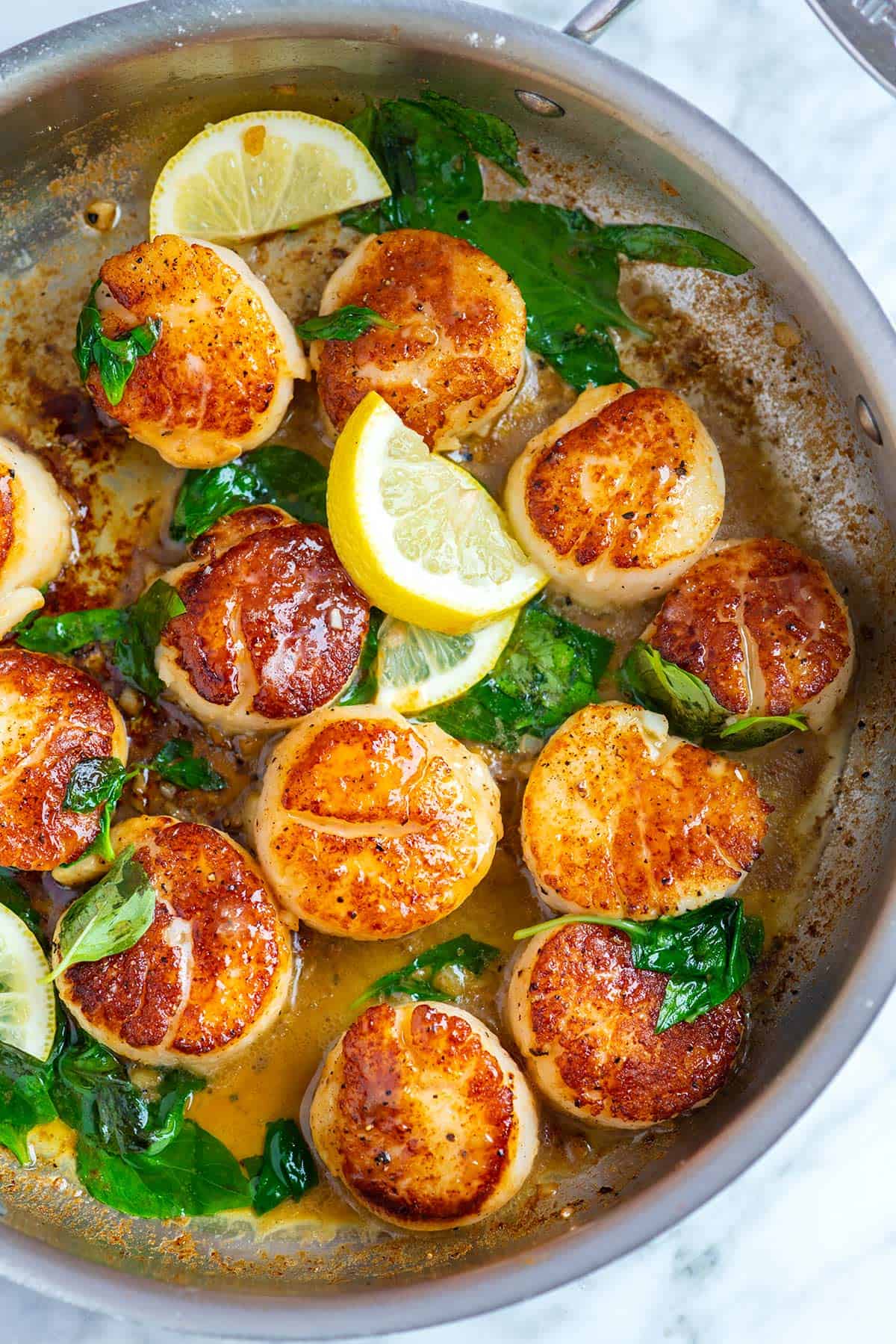 Seared Scallops With Garlic Basil Butter