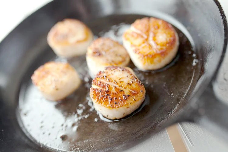 Simple Pan Seared Scallops